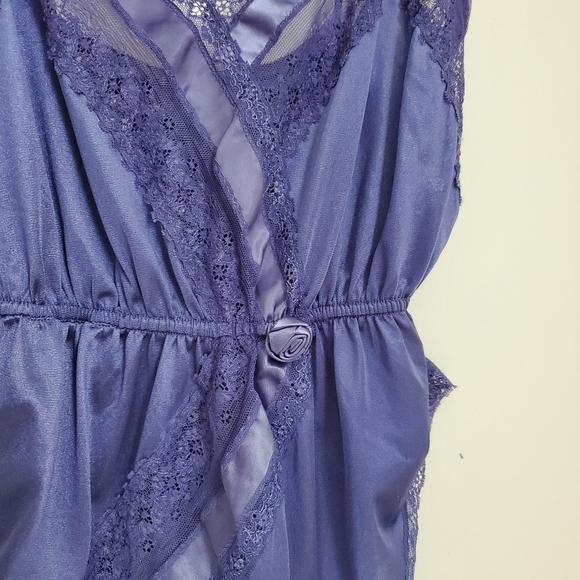 Vintage Lavender Silky Satin Spaghetti Strap Bodysuit Playsuit with Lace Trim - Picture 7 of 9